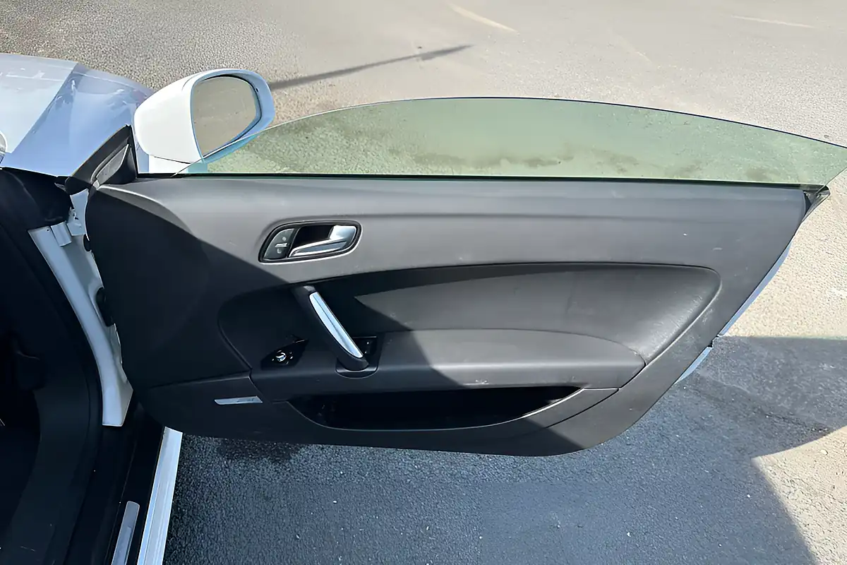 Used 2011 Audi Tt Black Edition White - Interior and Exterior details 14