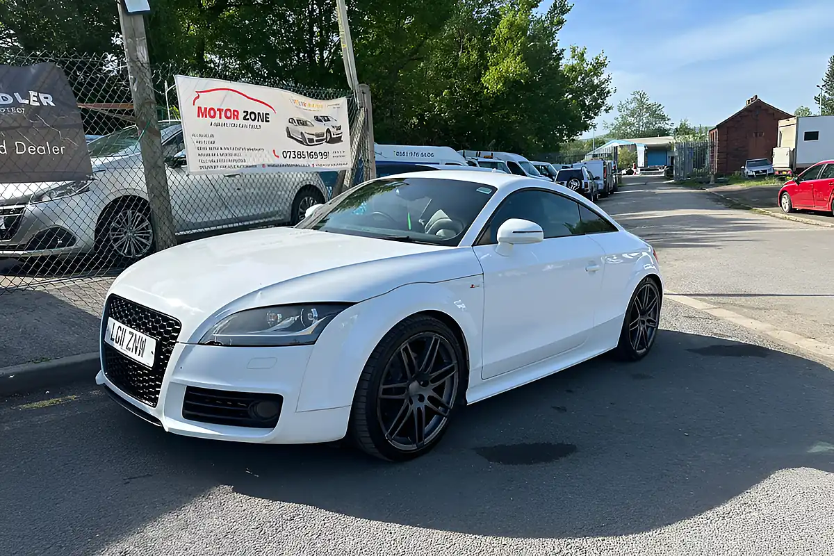 Used 2011 Audi Tt Black Edition White - Interior and Exterior details 3