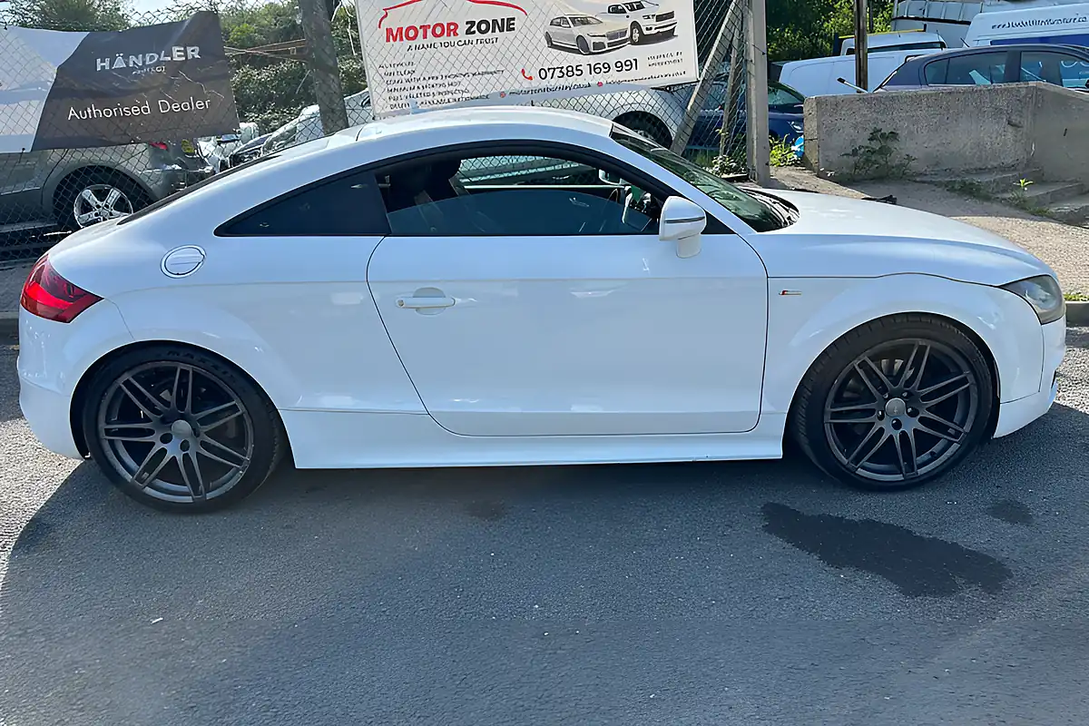 Used 2011 Audi Tt Black Edition White - Interior and Exterior details 4