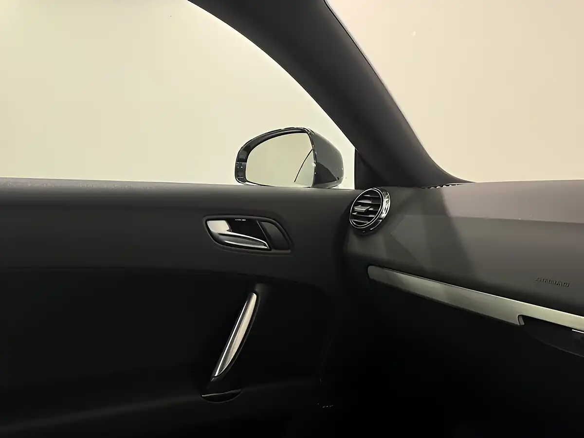 Used 2011 Audi Tt Black Edition White - Interior and Exterior details 12