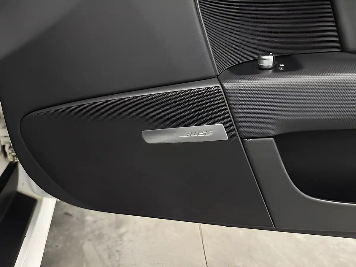 Used 2011 Audi Tt Black Edition White - Interior and Exterior details 13