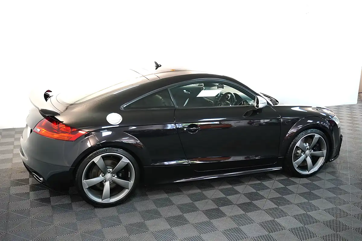 Used 2011 Audi Tt RS Coupe Black - Interior and Exterior details 6