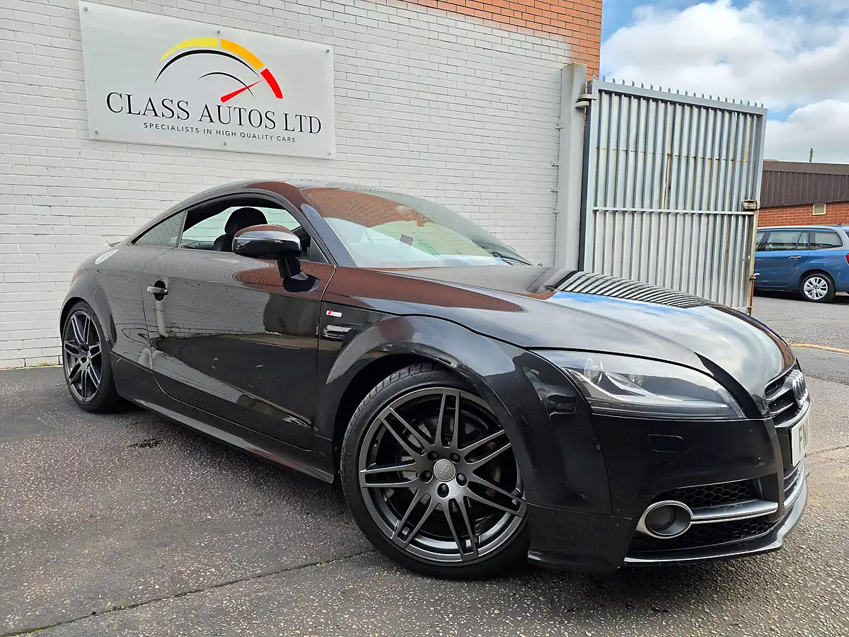 Used 2011 Audi Tt S Line Black - Interior and Exterior details 5