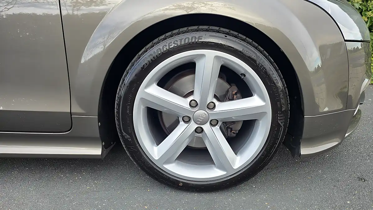Used 2011 Audi Tt S-Line Dakota Grey Pearl - Interior and Exterior details 10
