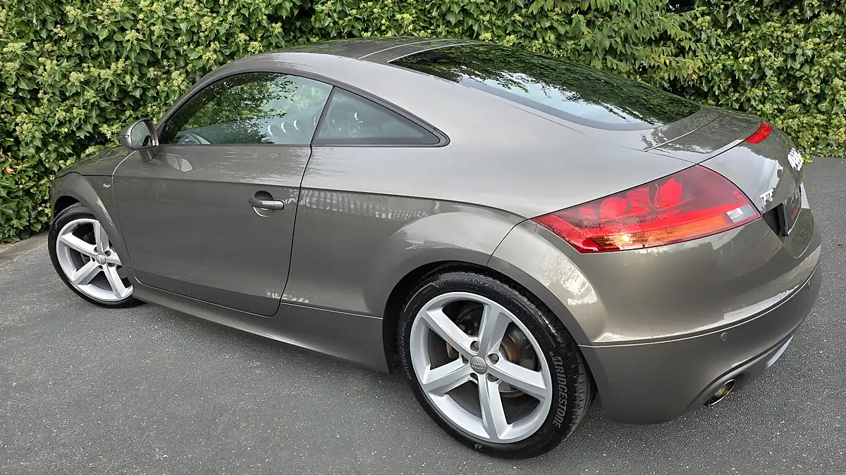Used 2011 Audi Tt S-Line Dakota Grey Pearl - Interior and Exterior details 3