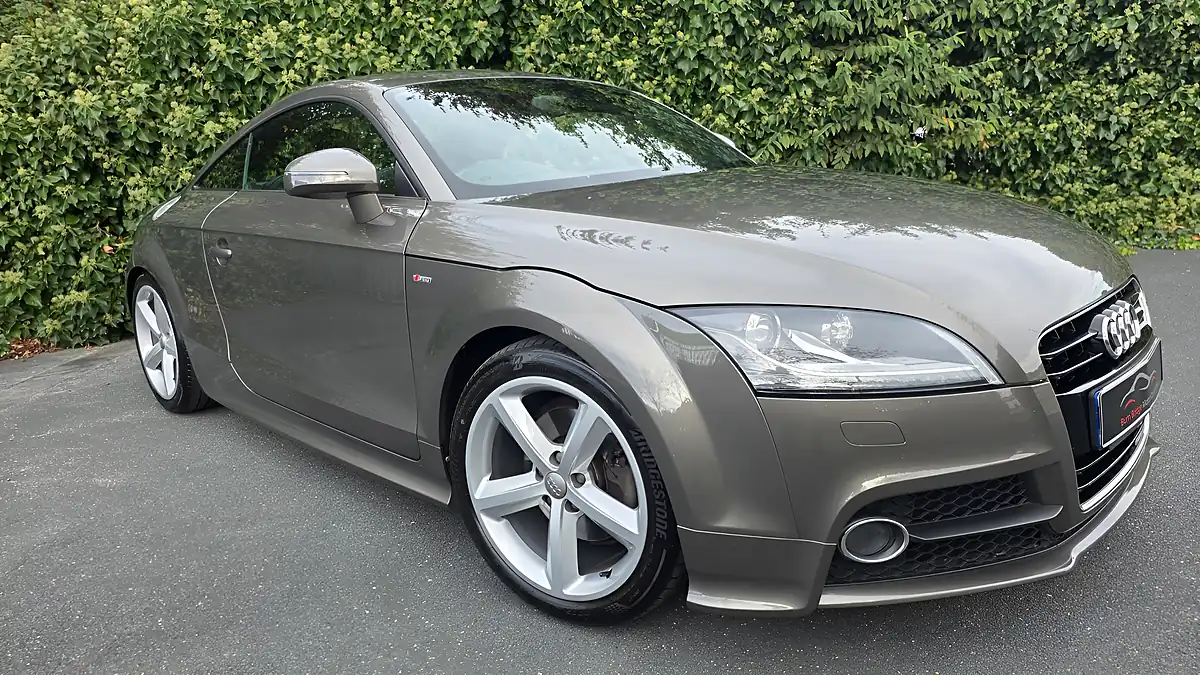 Used 2011 Audi Tt S-Line Dakota Grey Pearl - Interior and Exterior details 7