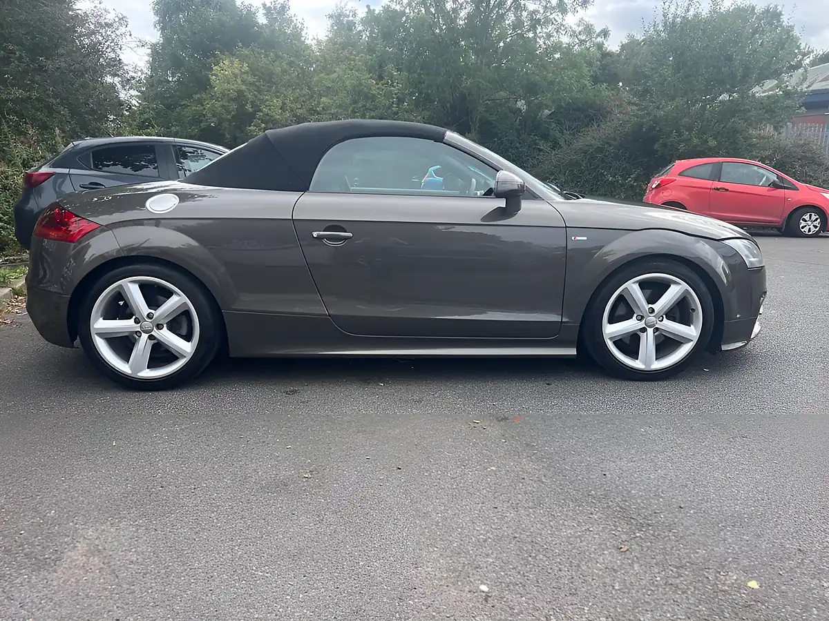 Used 2011 Audi Tt S Line Grey - Interior and Exterior details 6