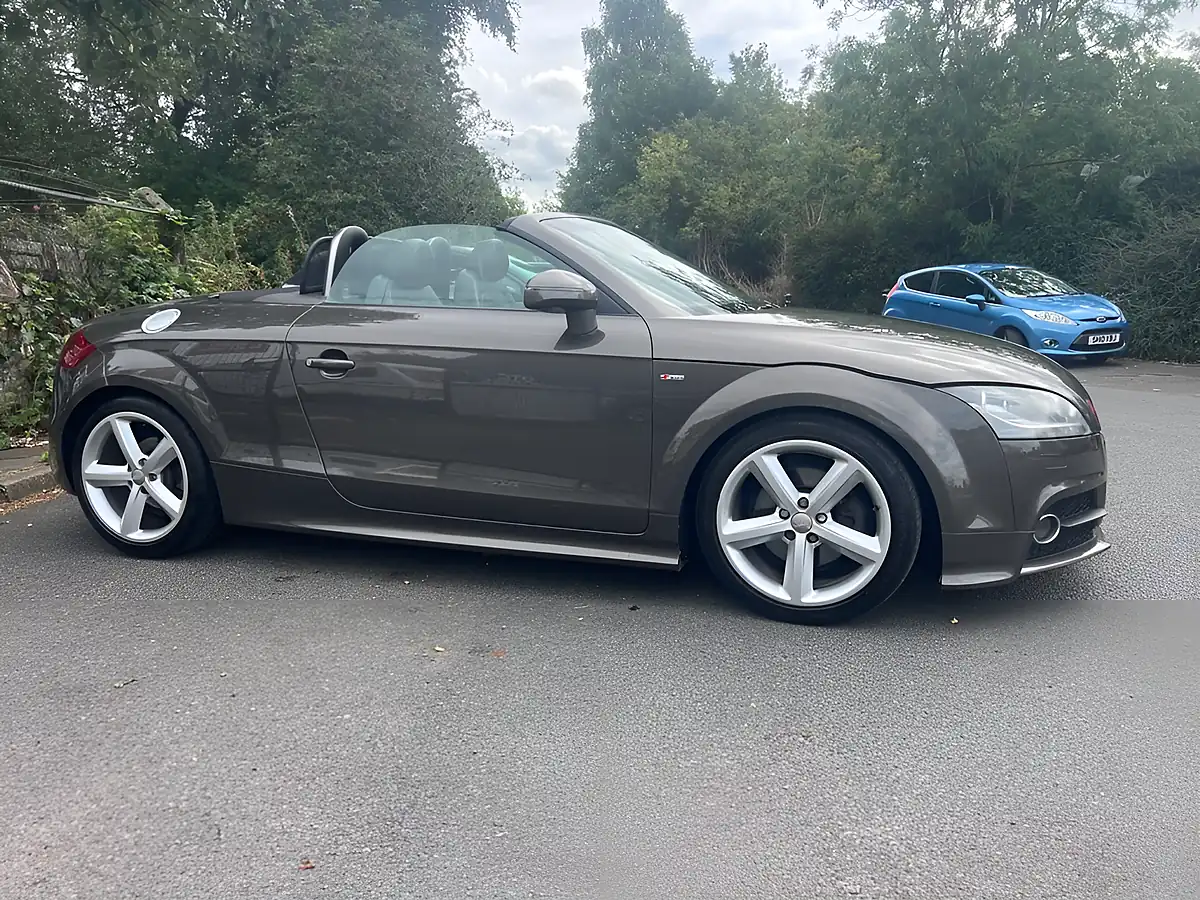 Used 2011 Audi Tt S Line Grey - Interior and Exterior details 9