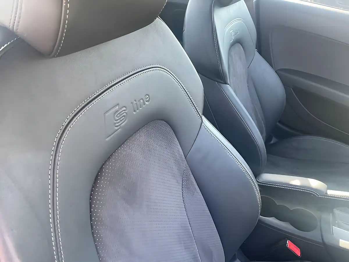 Used 2011 Audi Tt S Line Quattro Black - Interior and Exterior details 13