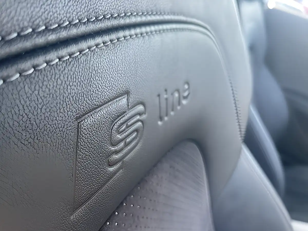 Used 2011 Audi Tt S Line Quattro Black - Interior and Exterior details 14