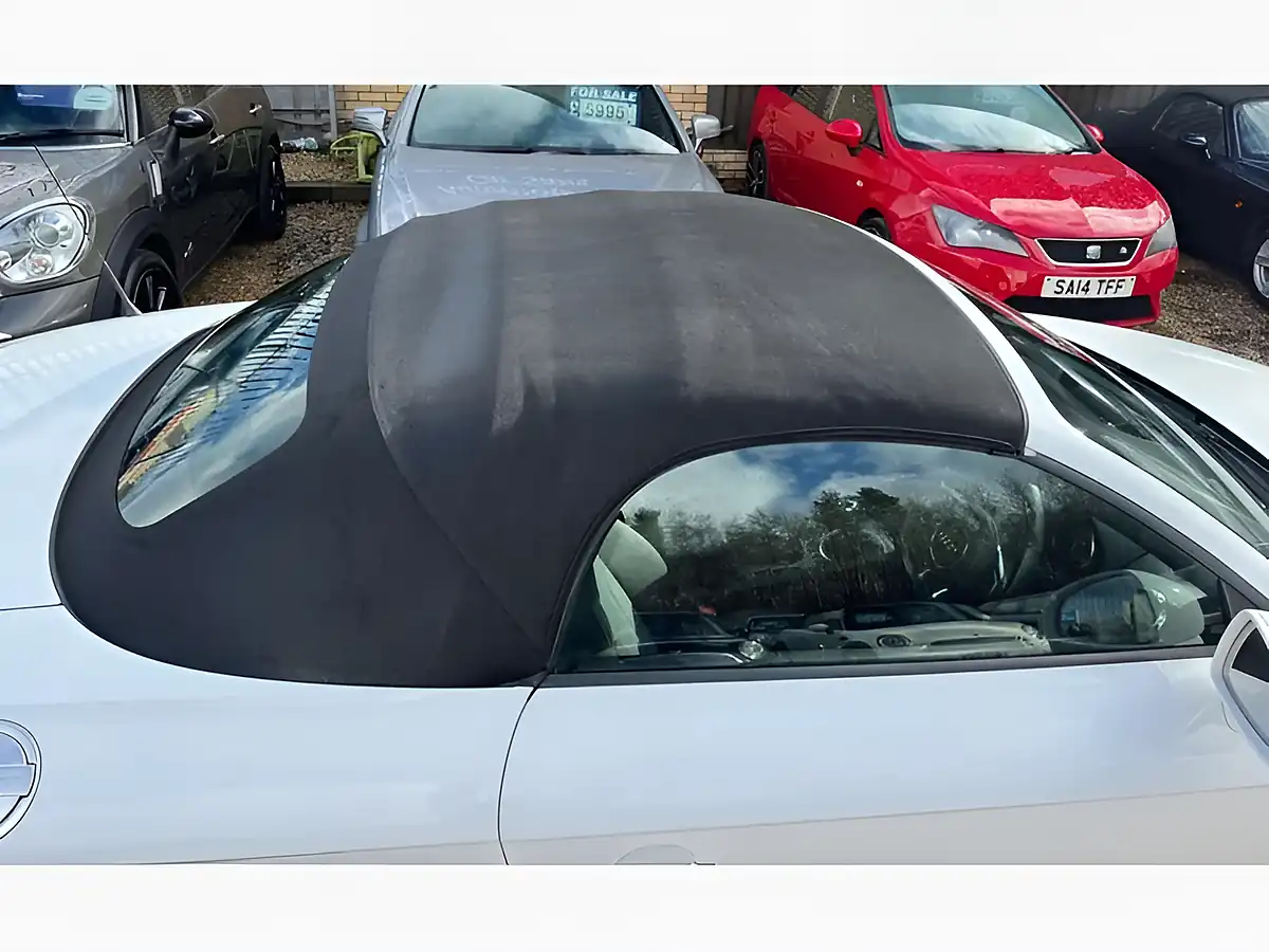 Used 2011 Audi Tt White - Interior and Exterior details 12