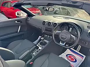 Used 2011 Audi Tt White - Interior and Exterior details 14