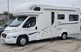 Used 2011 Auto-Trail Apache 634 4 Berth White - Interior and Exterior details 5