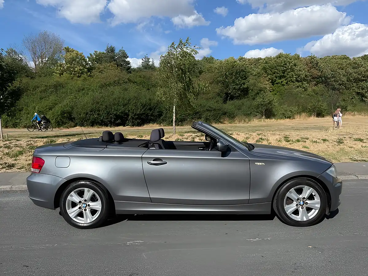 Used 2011 BMW 1 Series Se Grey - Front View