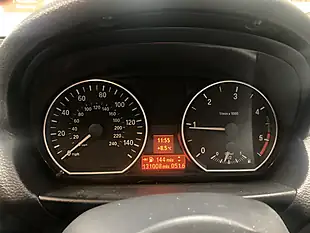 Used 2011 BMW 1 Series Sport White - Interior and Exterior details 16