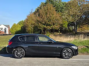 Used 2011 BMW 1 Series Urban Black - Interior and Exterior details 8
