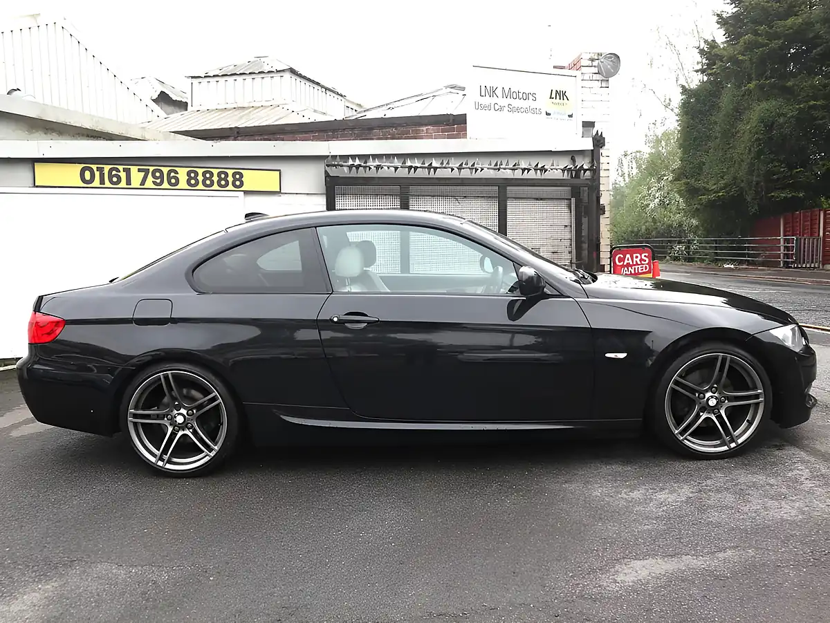 Used 2011 BMW 3 Series M Sport Black - Interior and Exterior details 3