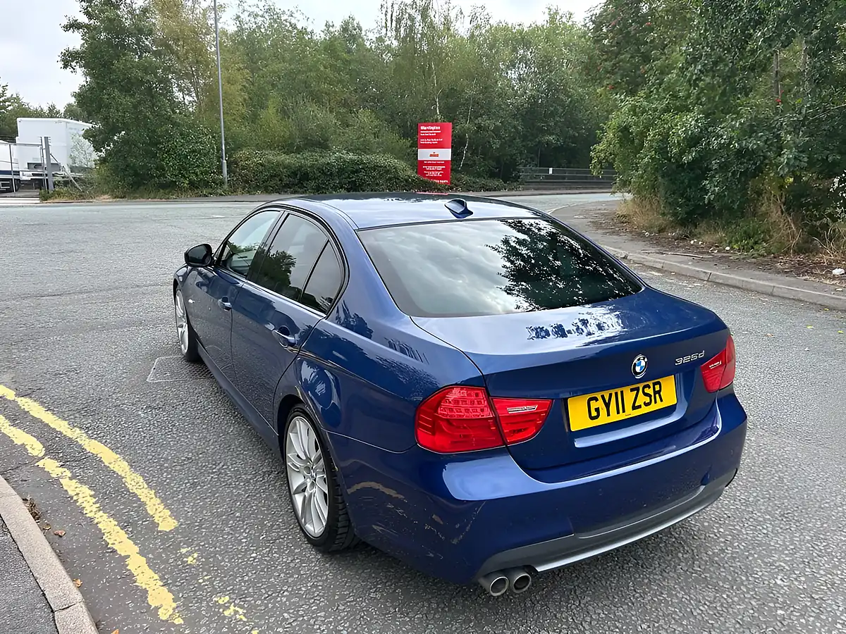 Used 2011 BMW 3 Series M Sport Le Mans Blue - Interior and Exterior details 6