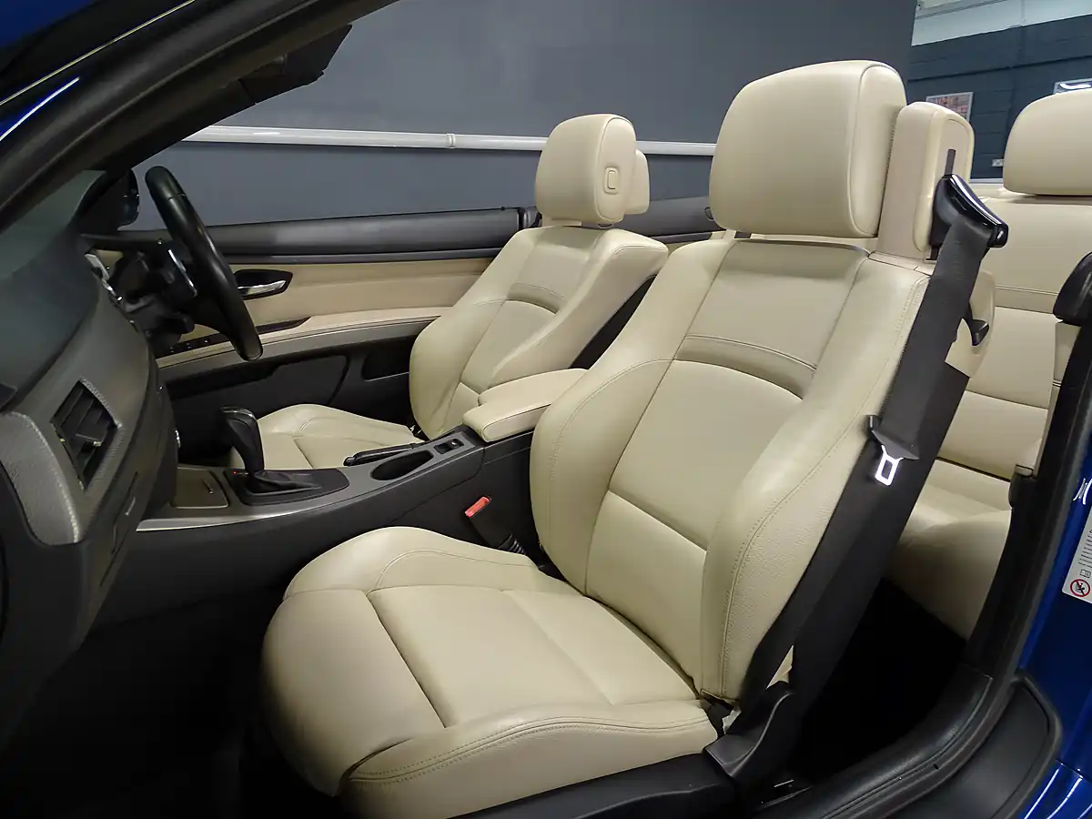Used 2011 BMW 3 Series M Sport Le Mans Blue Metallic - Interior and Exterior details 16