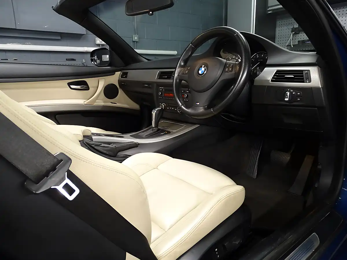 Used 2011 BMW 3 Series M Sport Le Mans Blue Metallic - Interior and Exterior details 18