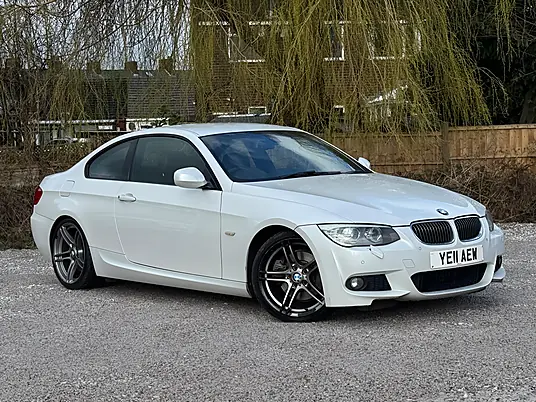 2011 BMW 3 Series 330i M Sport
