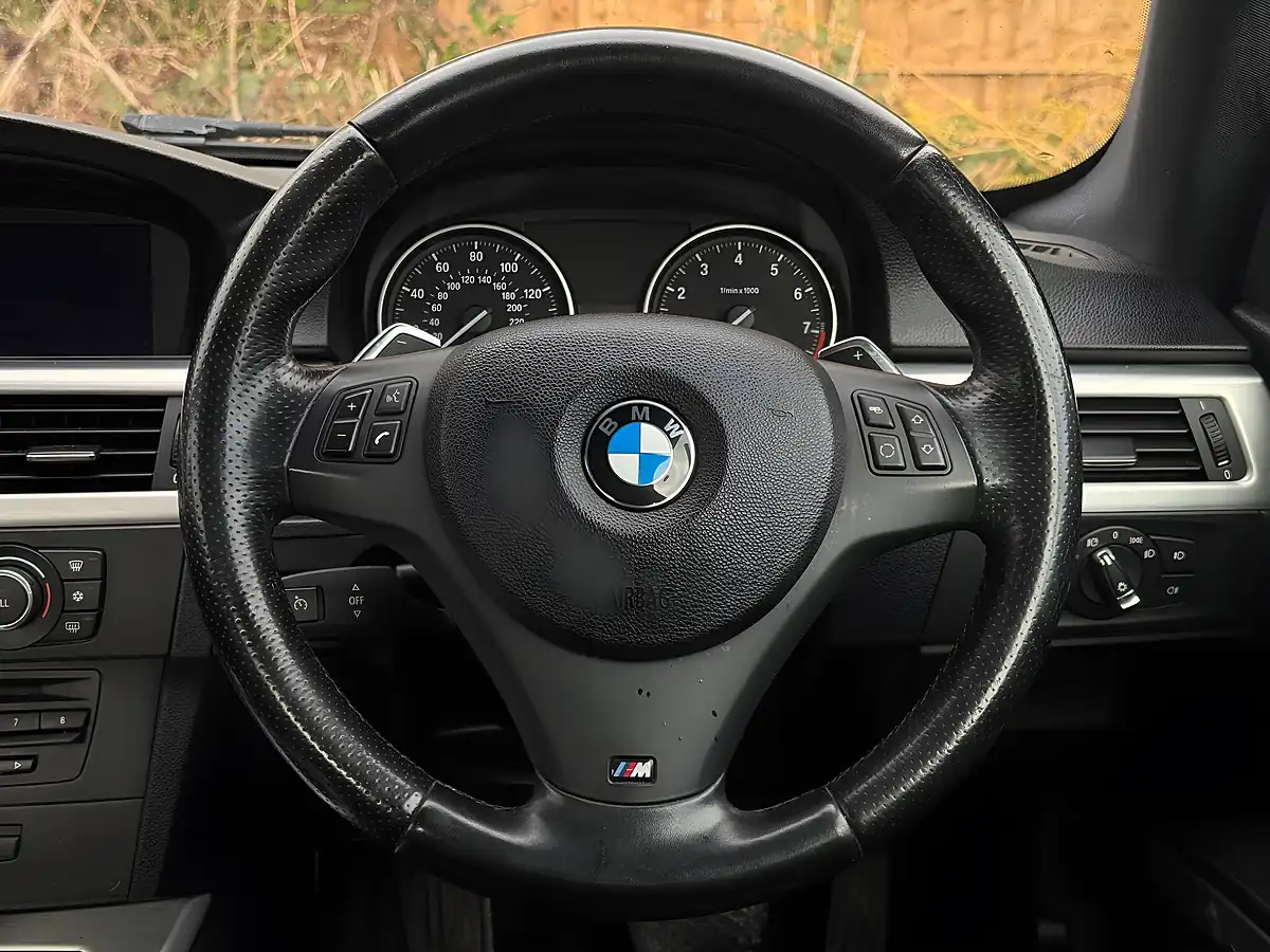 Used 2011 BMW 3 Series M Sport White - Interior and Exterior details 12