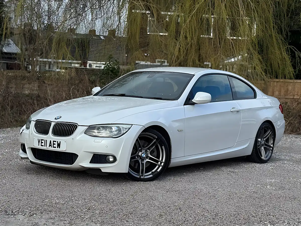 Used 2011 BMW 3 Series M Sport White - Interior and Exterior details 2