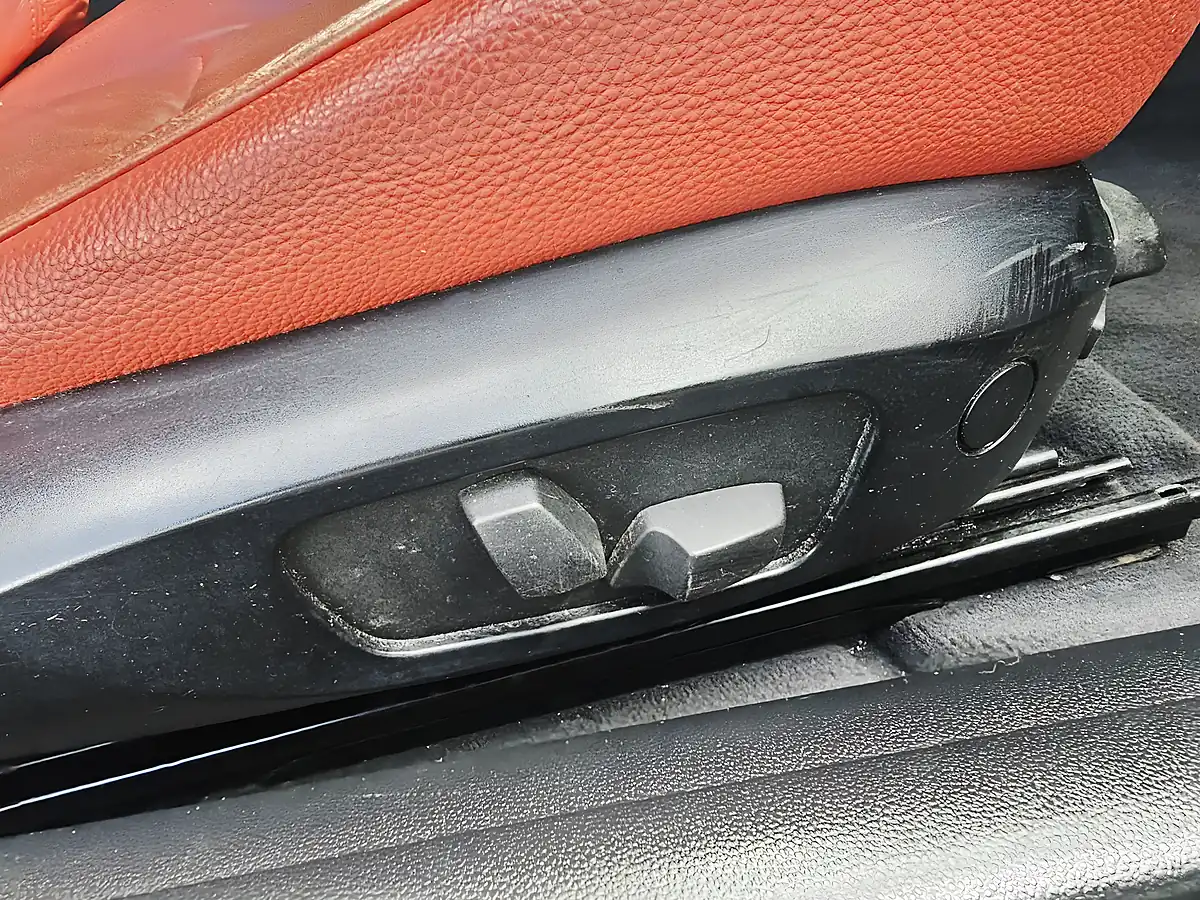 Used 2011 BMW 3 Series M Sport White - Interior and Exterior details 14