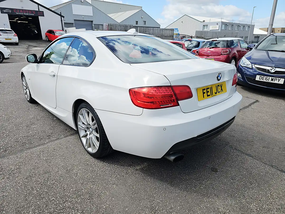 Used 2011 BMW 3 Series M Sport White - Interior and Exterior details 3