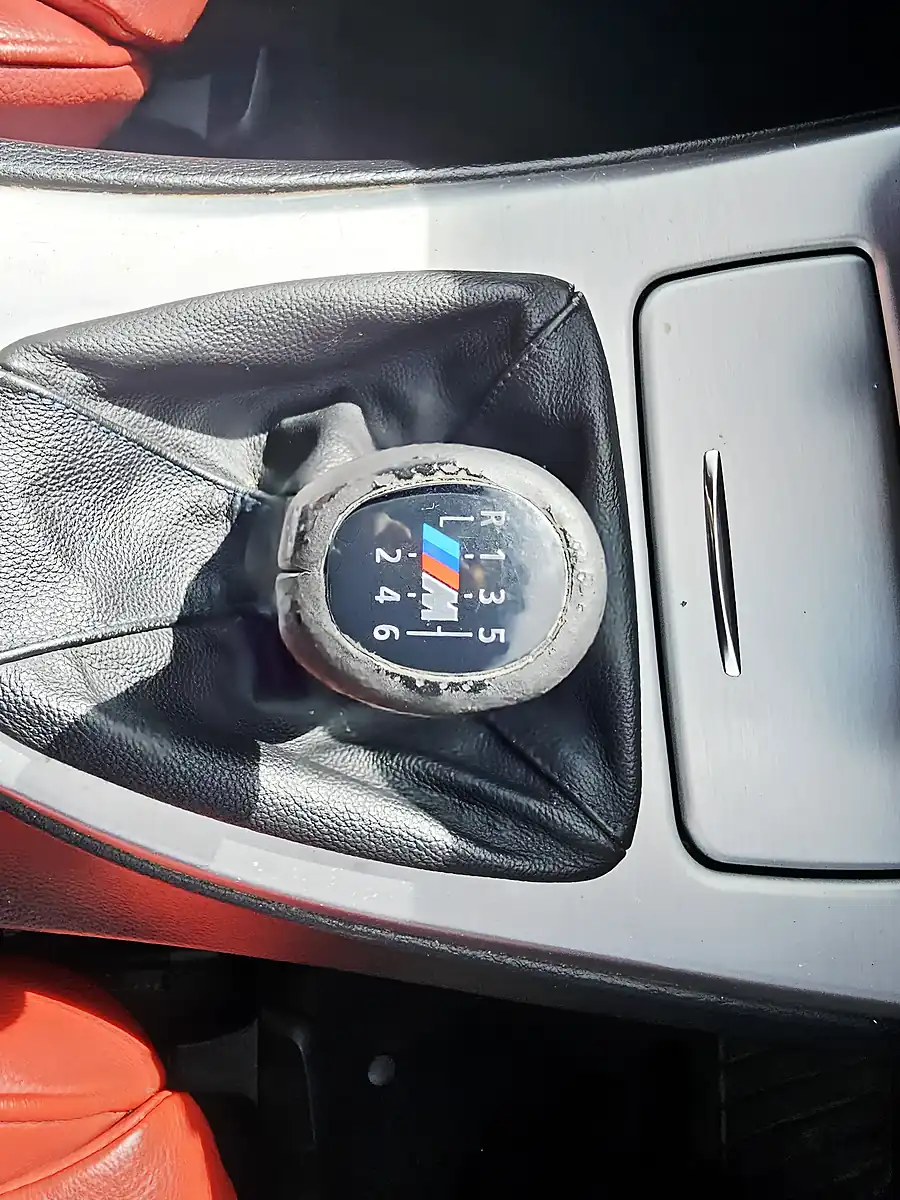 Used 2011 BMW 3 Series M Sport White - Interior and Exterior details 9
