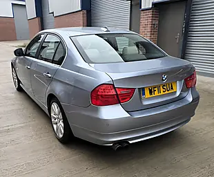 Used 2011 BMW 3 Series Se Blue - Interior and Exterior details 5