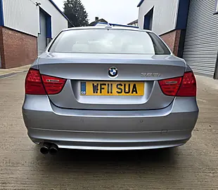 Used 2011 BMW 3 Series Se Blue - Interior and Exterior details 7
