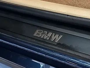 Used 2011 BMW 3 Series Se Blue - Interior and Exterior details 17