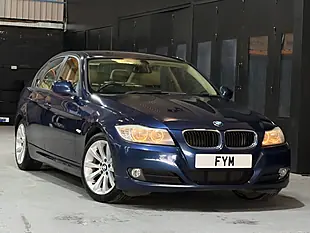Used 2011 BMW 3 Series Se Blue - Interior and Exterior details 3