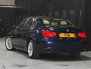 Used 2011 BMW 3 Series Se Blue - Interior and Exterior details 5