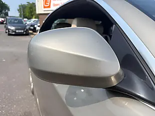 Used 2011 BMW 3 Series Se Bronze - Interior and Exterior details 17