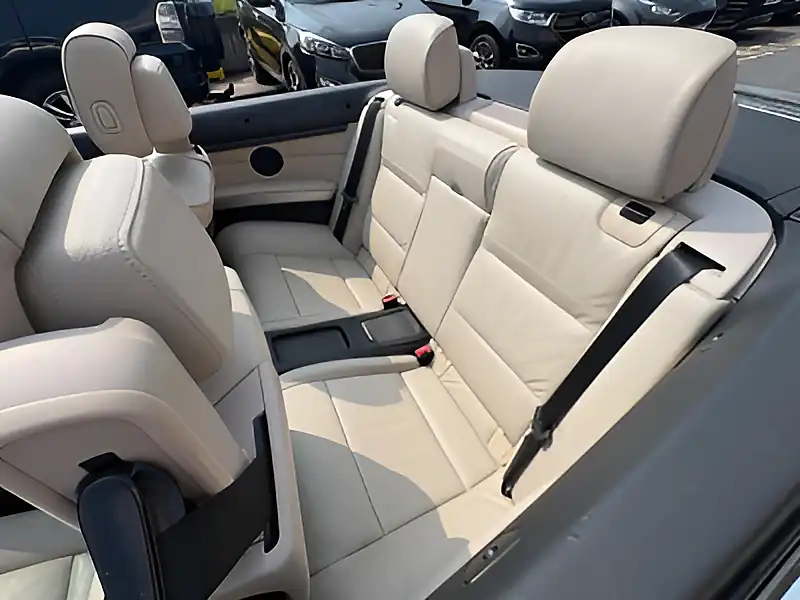 Used 2011 BMW 3 Series Se Bronze - Interior and Exterior details 10