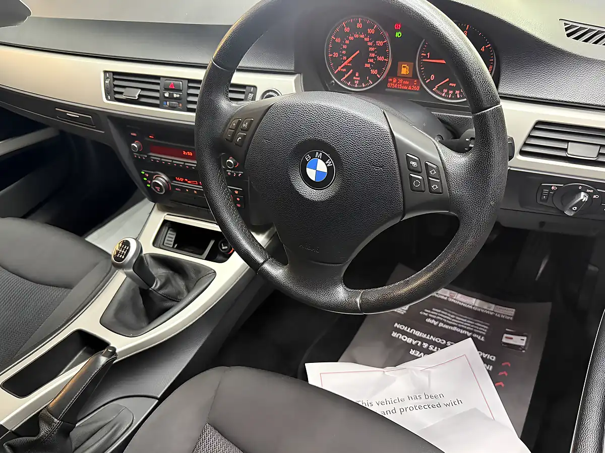 Used 2011 BMW 3 Series Se Touring Black - Interior and Exterior details 17