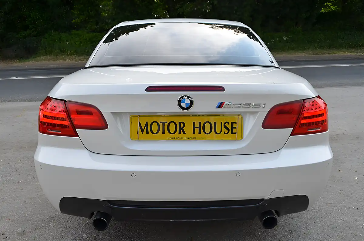 Used 2011 BMW 335i M Sport Mineral White Metallic - Interior and Exterior details 7