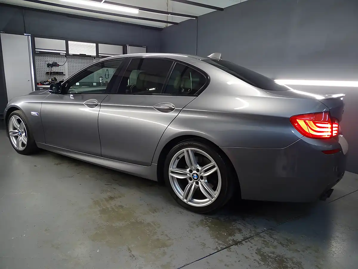 Used 2011 BMW 5 Series M Sport Grey - Interior and Exterior details 10