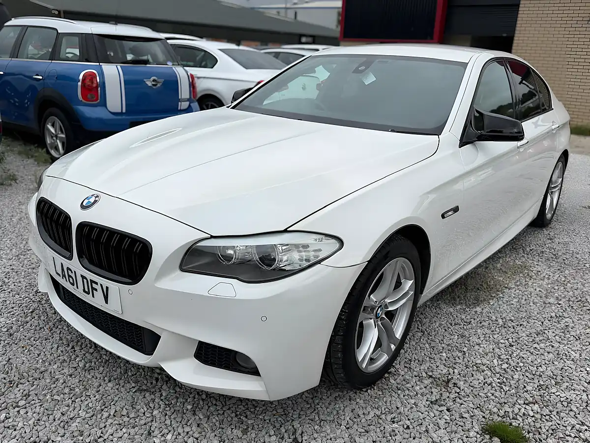 Used 2011 BMW 5 Series M Sport White - Interior and Exterior details 3