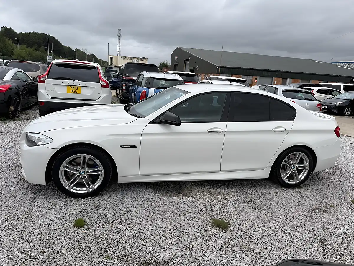 Used 2011 BMW 5 Series M Sport White - Interior and Exterior details 4