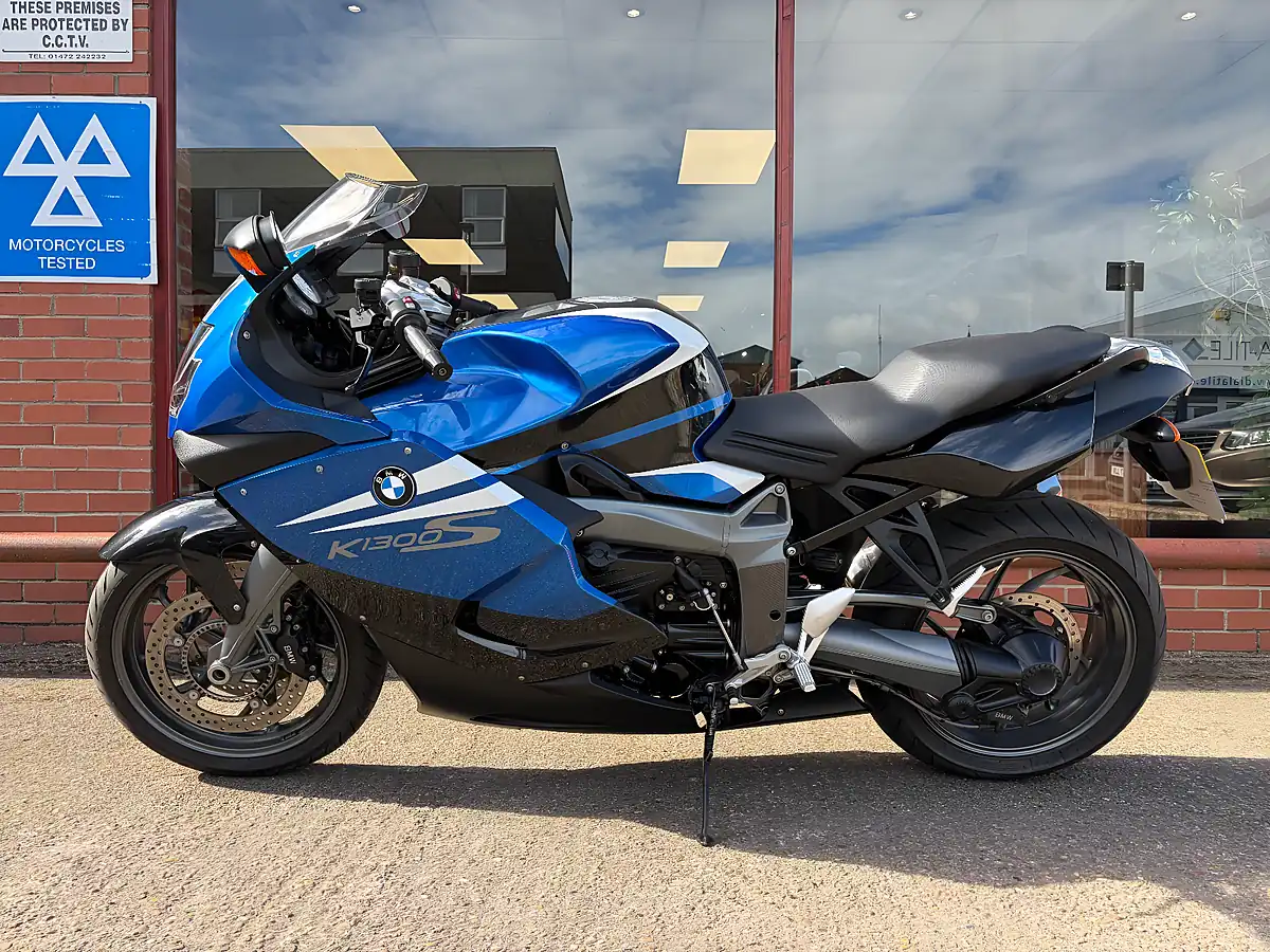 Used 2011 BMW K1300S - Interior and Exterior details 7