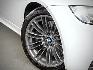 Used 2011 BMW M3 E90 Alpine White - Interior and Exterior details 3