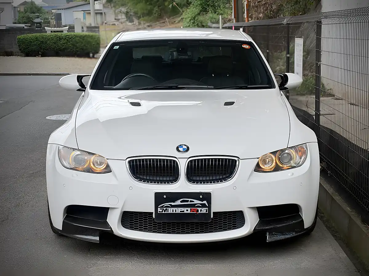 Used 2011 BMW M3 E90 Alpine White - Interior and Exterior details 8