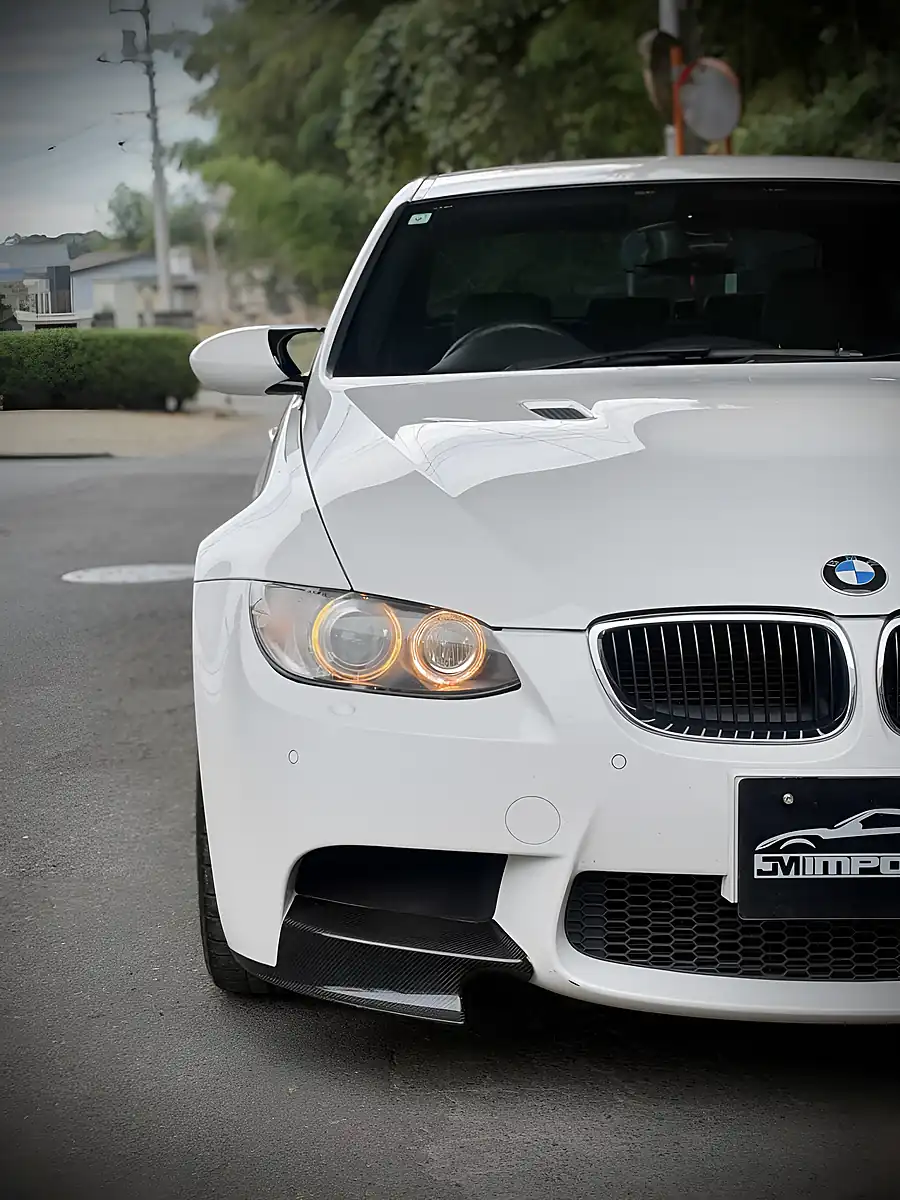 Used 2011 BMW M3 E90 Alpine White - Interior and Exterior details 9