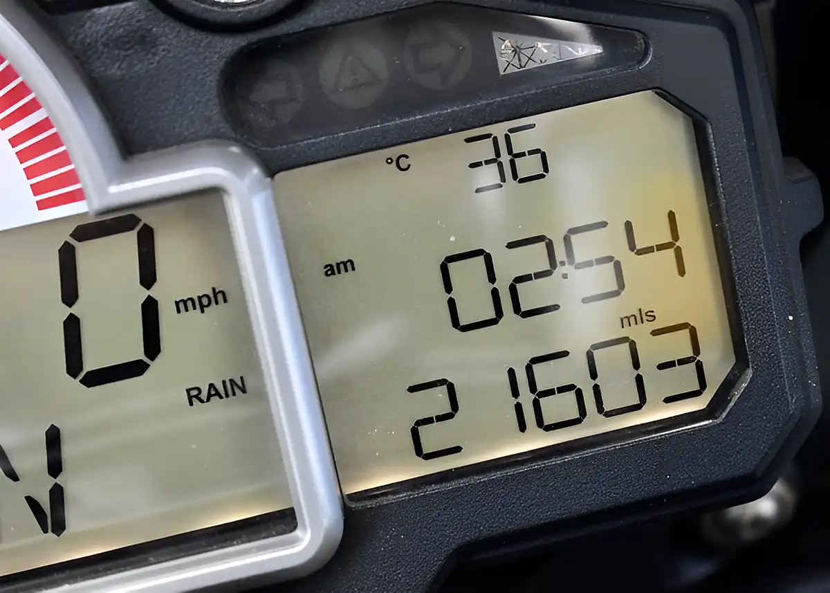 Used 2011 BMW S 1000 Rr Super Sports Multicolour - Interior and Exterior details 9