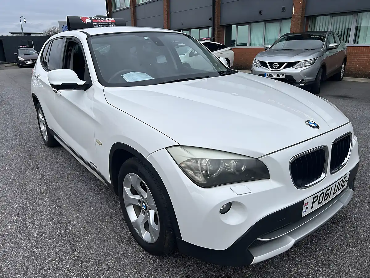 Used 2011 BMW X1 S Drive White - Front View