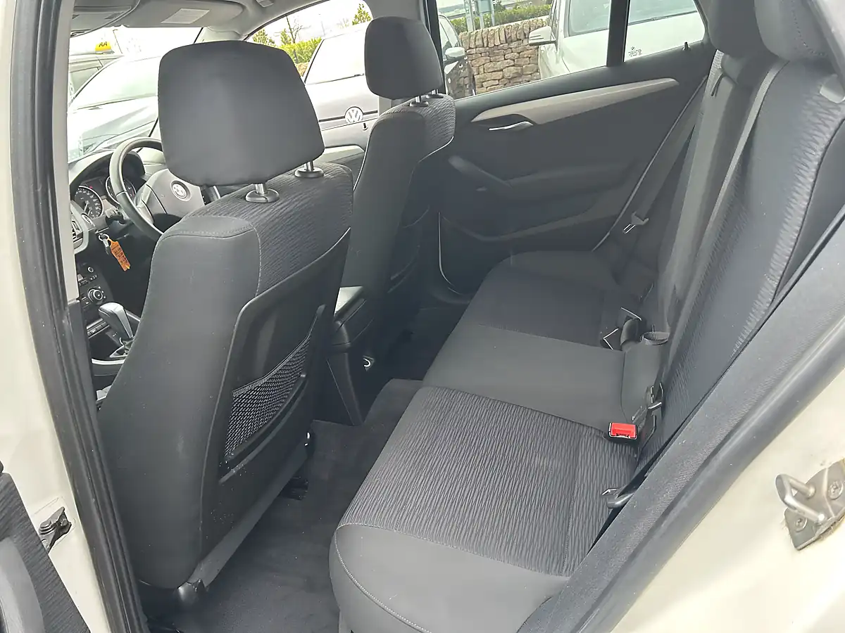 Used 2011 BMW X1 S Drive White - Interior and Exterior details 15