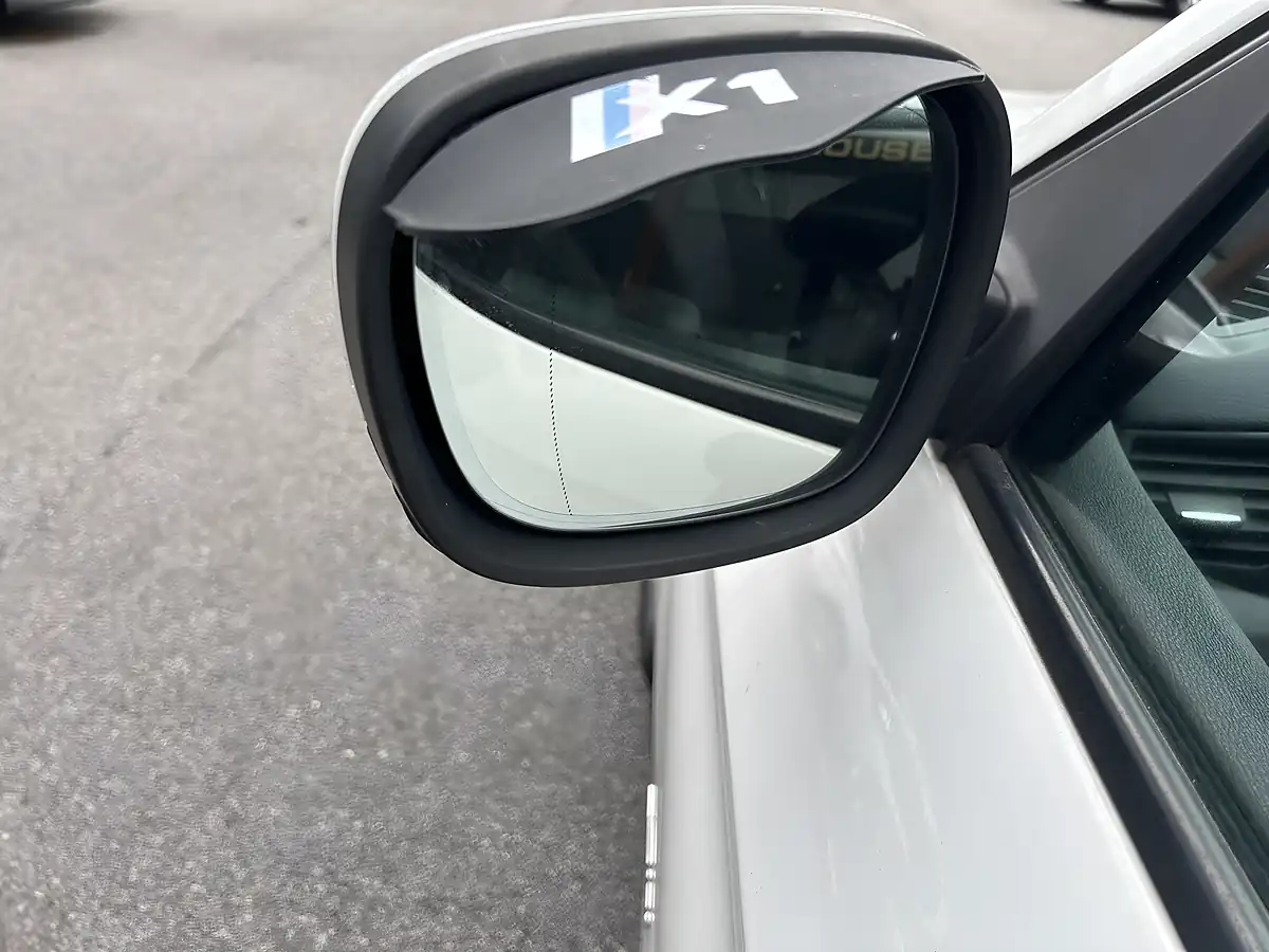 Used 2011 BMW X1 S Drive White - Interior and Exterior details 18